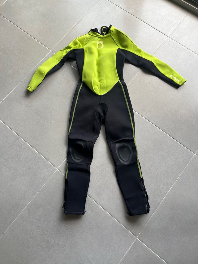 Neopreno infantil TRIBORD verde y negro (5-6 años)