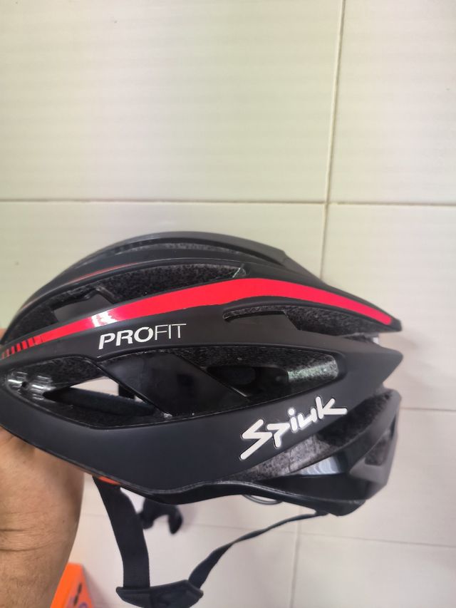 Casco Ciclismo Spiuk Profit Negro/Rojo