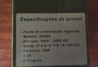 Fuente Alimentación Universal ZD668 3.0A