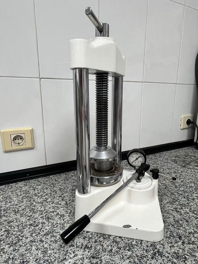 Prensa Hidráulica para Muflas