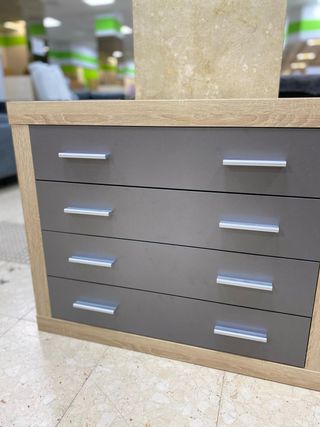 COMODA CON 4 CAJONES NUEVA COLOR MADERA Y GRIS