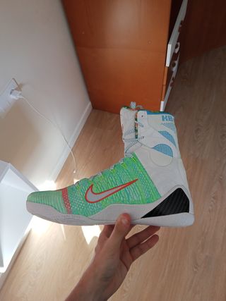Nike Kobe 9 Elite Pronto Talla 45.5
Precio negocia