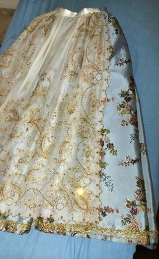 Traje de Fallera azul y blanco 
