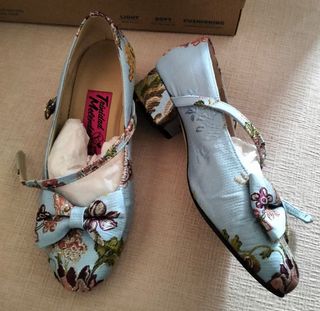 Traje de Fallera azul y blanco 
