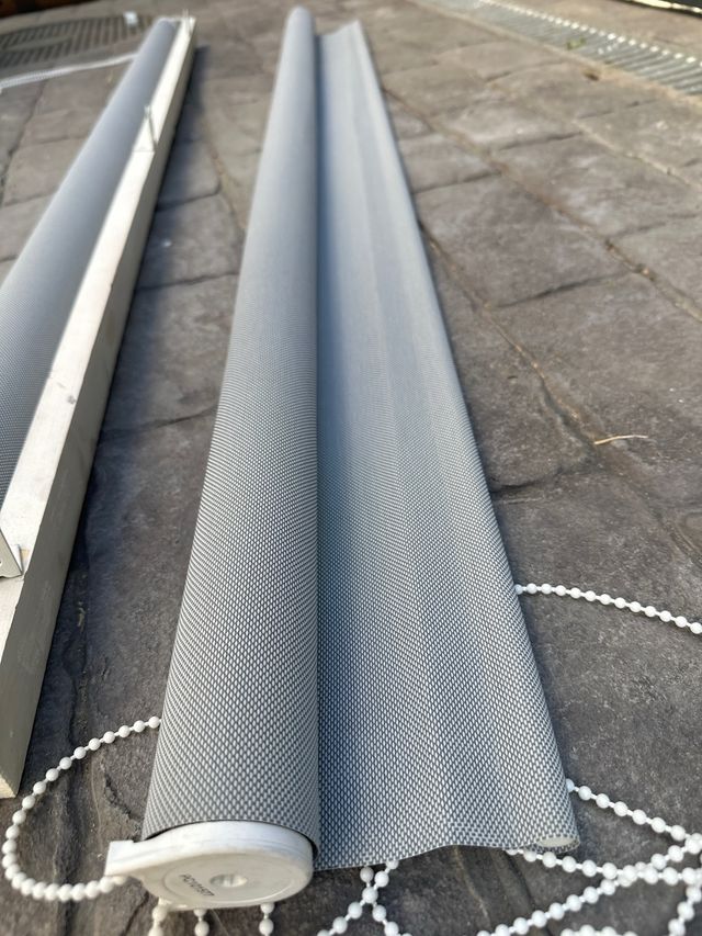 Vendo dos Estores opacos, de 1,50.