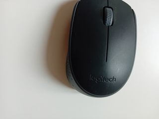 Mouse Logitech nero senza fili