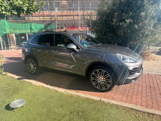 Porsche Cayenne 2015