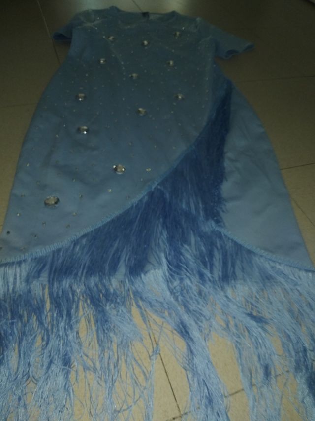 Vestido de evento con brillos