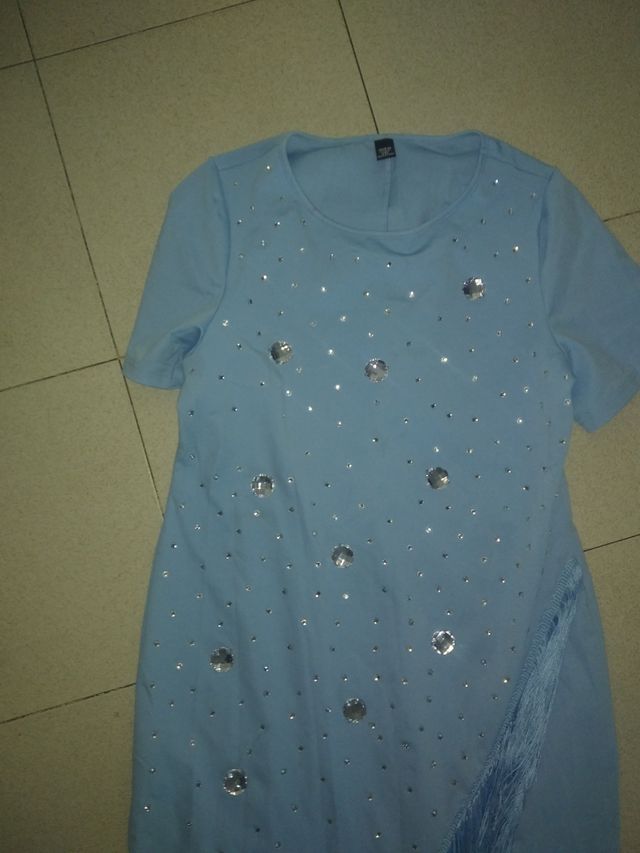 Vestido de evento con brillos