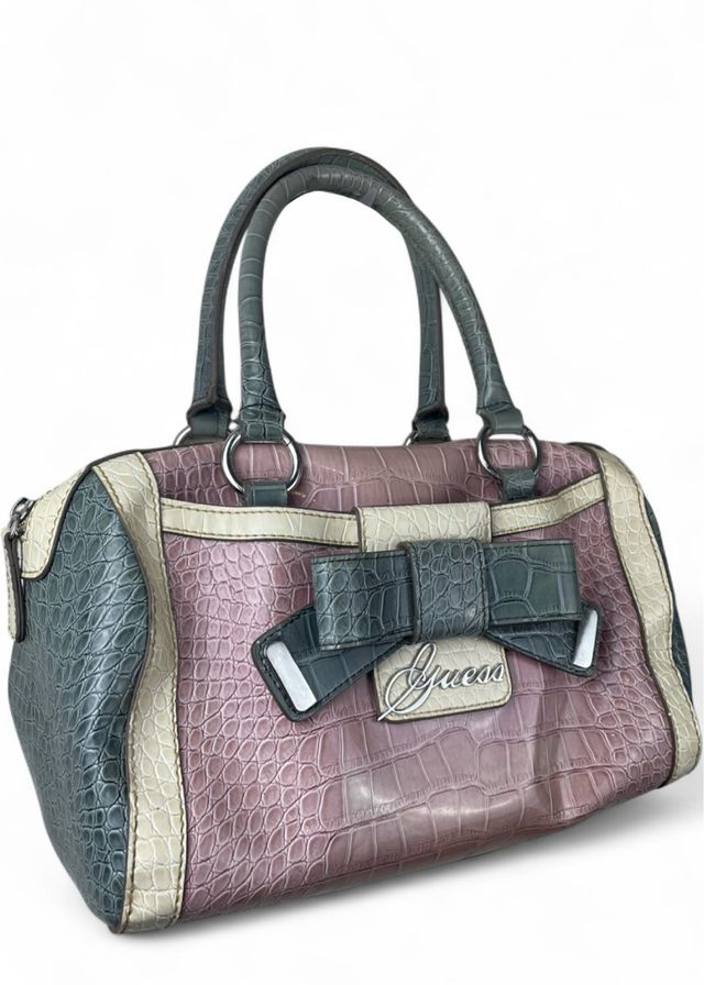 Borsa Guess rosa e grigia