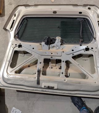 Portón trasero Citroën Berlingo