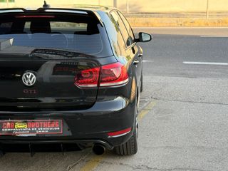 Volkswagen Golf  GTI TSI