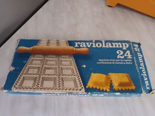 Stampo Ravioli RAVIO in Metallo Argentato