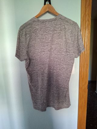 Camiseta Hollister Gris V-Neck