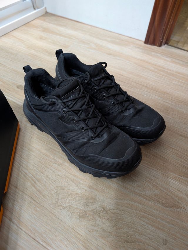 Zapatillas Tácticas Magnum Negras