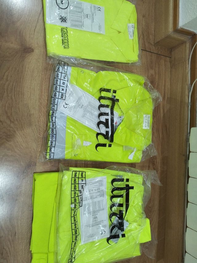 Ropa de trabajo Iturri amarilla