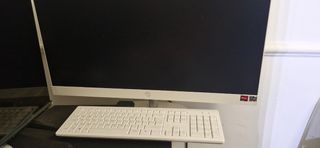 hp 27 cr0045ns r5 7520u 
Todo en Uno Blanco/Beige