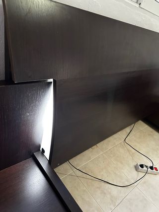 Dormitorio completo: cabecero + 2 mesitas + comoda