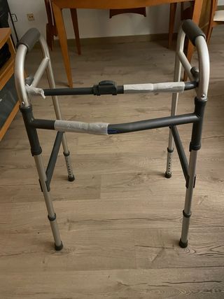 Andador de aluminio para adultos sin ruedas