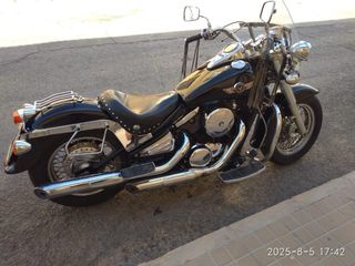Kawasaki Vulcan 800 classic