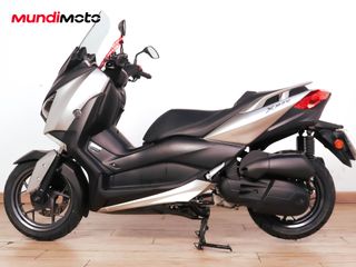 YAMAHA X-MAX 125 
