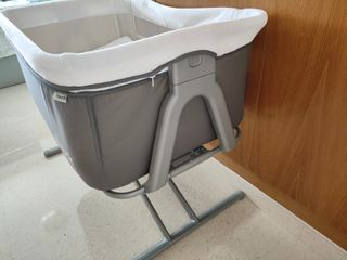 Cuna Hauck Face to Me para bebé plagiocefalia