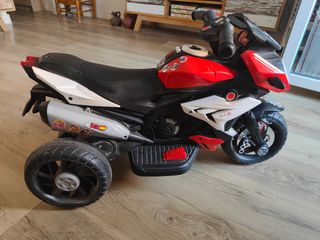 Moto eléctrica infantil 1-3 años.
