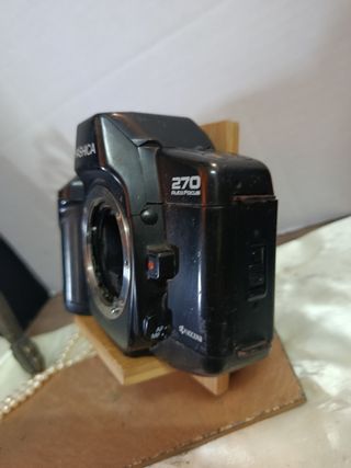Fotocamera reflex Yashica 270 AF da riparare
