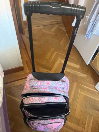 Mochila escolar con estampado floral