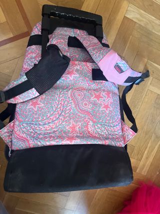 Mochila escolar con estampado floral