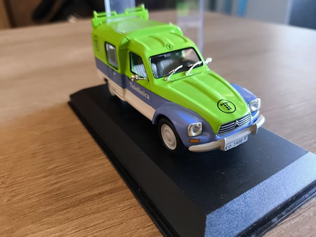 Citroën Dyane 6 400 Telefónica