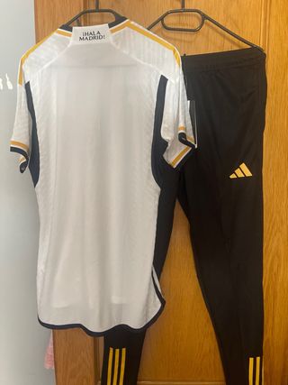 Conjunto Adidas Blanco y Negro Talla M