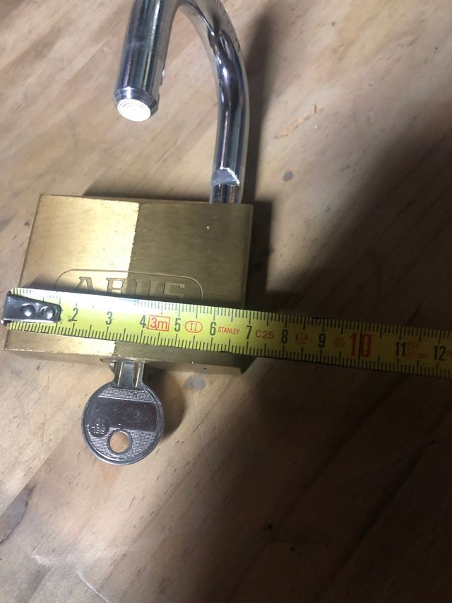 Candado ABUS 70x50 con llave