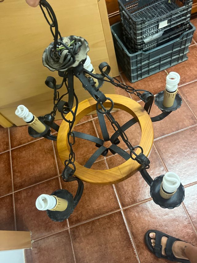 Lámpara Candelabro Madera y forja