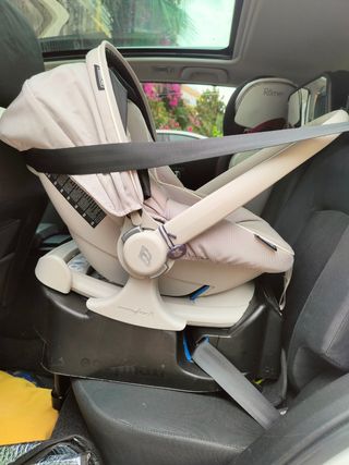 Carro Bebé Silla + Grupo 0 + Base Isofix Bebecar