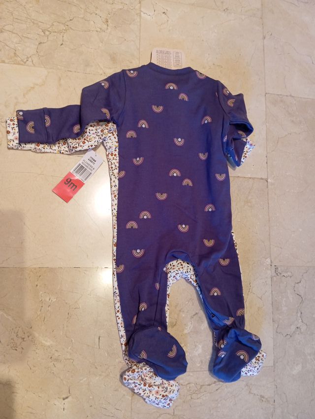 Pijama infantil 9 meses flores y arcoíris