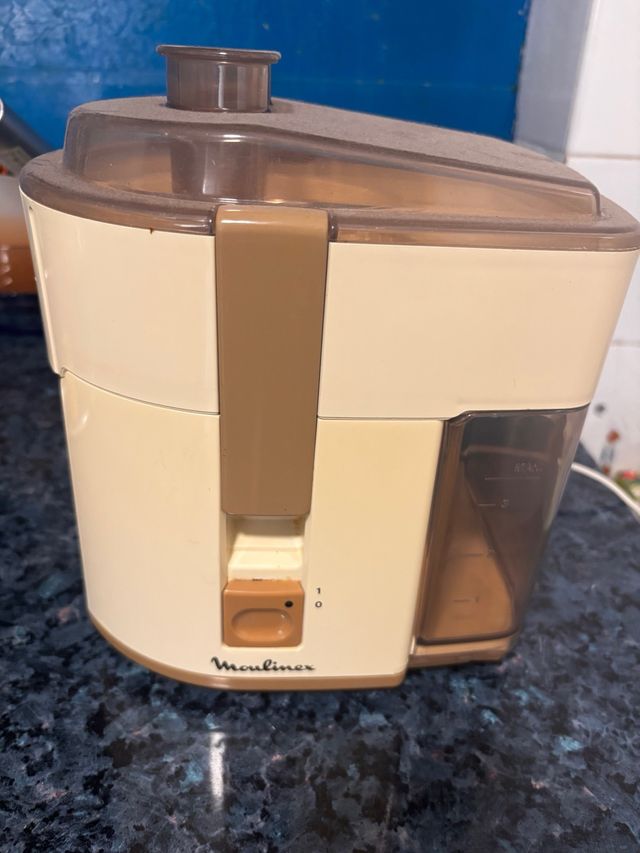 Licuadora Moulinex Beige