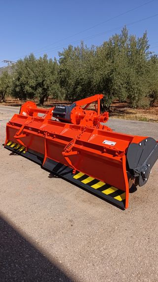 Rotovator Howard 10 palas