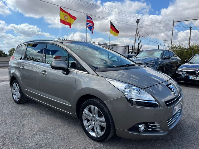 Peugeot 5008 2010