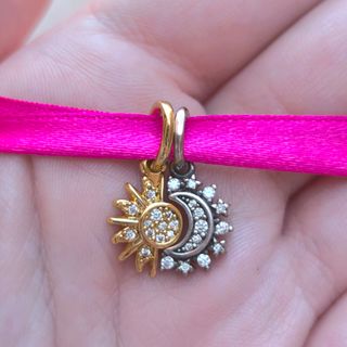 CHARM SOL Y LUNA DIVISIBLE