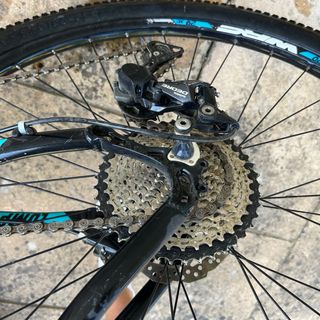 Bicicleta de Montaña Negra