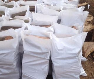 Leña de encina y olivo en sacos de 25 kilos
