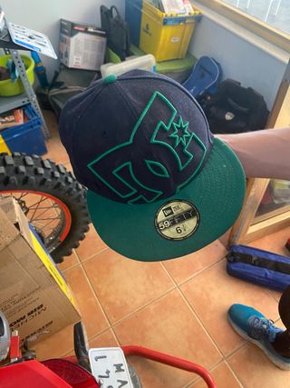 Gorra DC Shoes Negro y Verde Original