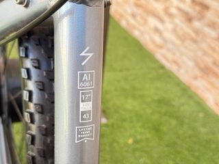 Bicicleta Eléctrica Conor Java 29”