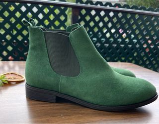 Botines verdes ante
