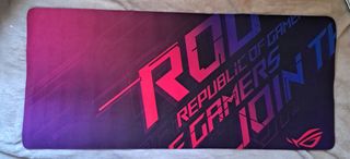 Alfombrilla Gaming ROG Rosa y Morado