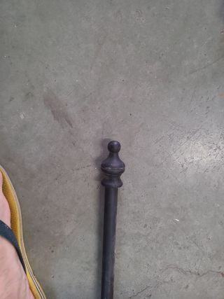 Barras de cortina negras con soportes