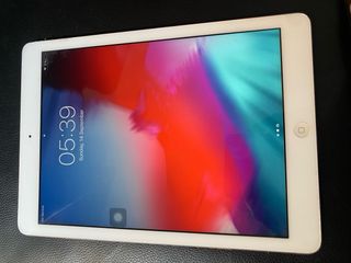 Apple iPad Air Plata/Blanco