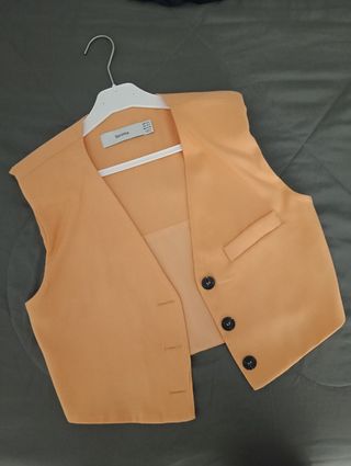 Chaleco Bershka nuevo naranja talla S