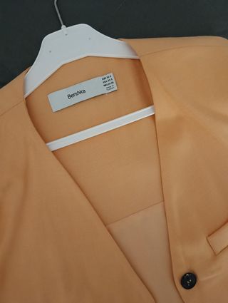 Chaleco Bershka nuevo naranja talla S